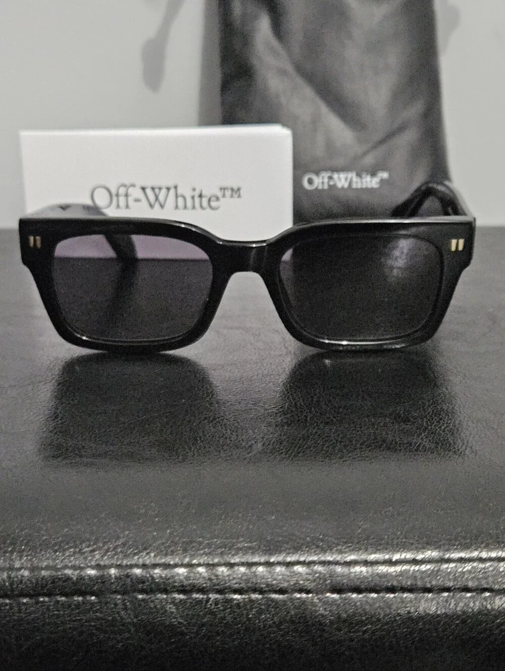 Men's Off-White Black Square Sunglasses